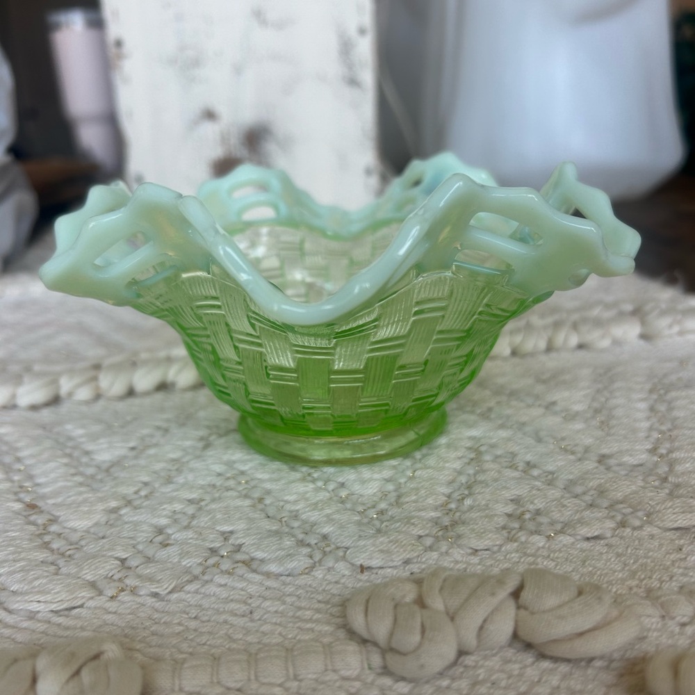 Vintage Fenton Uranium Vaseline basketweave glass bowl